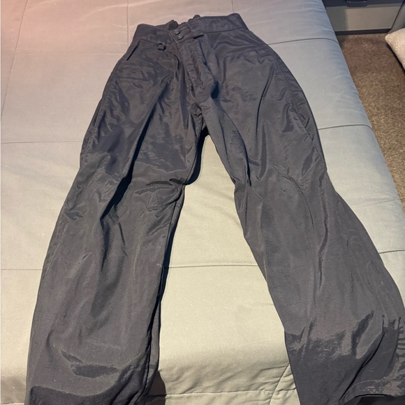 Body Glove Woman’s ski pants size S - Picture 2 of 5